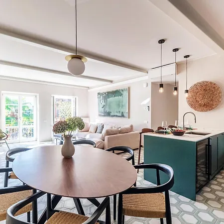 Once In A Lifetime - By Myhomeincomo Laglio